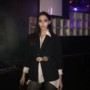 Meet your Posher, Sloan